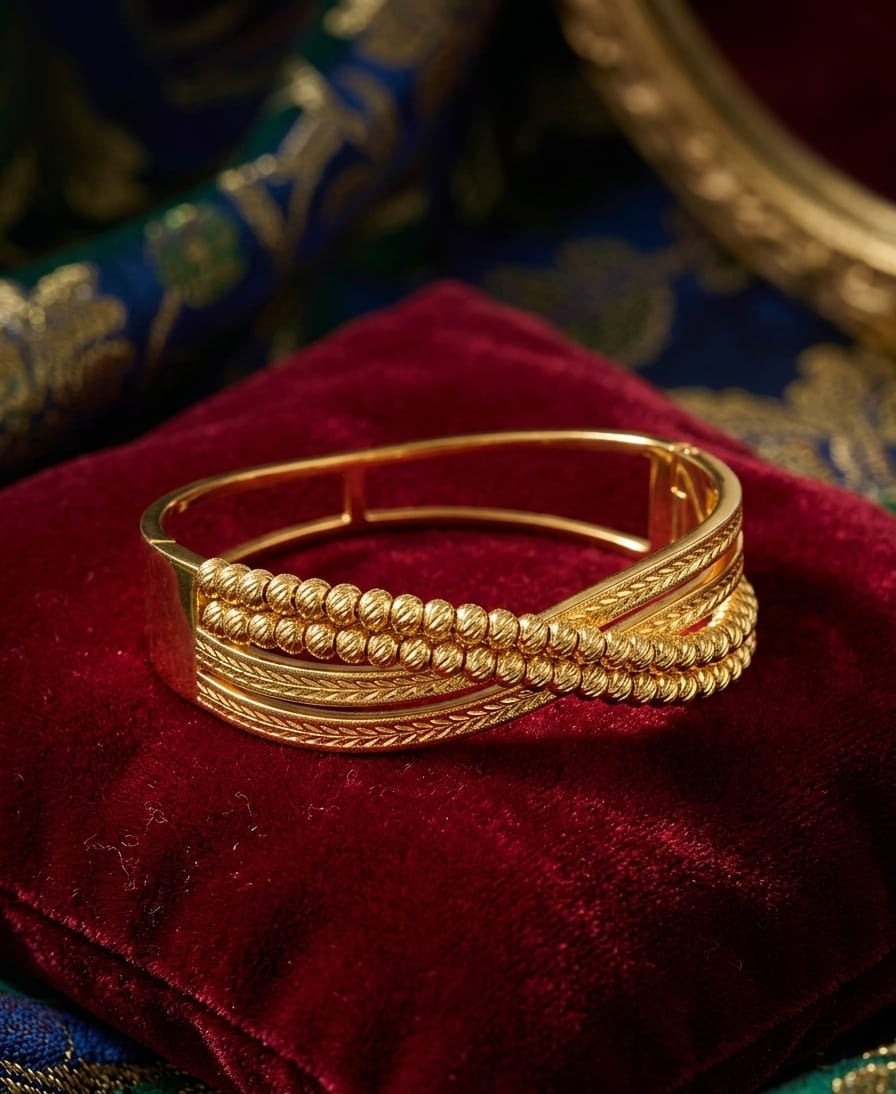 Aura Twist Bangle